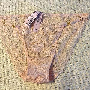 NWT VS pale pink lace panty, S/P.